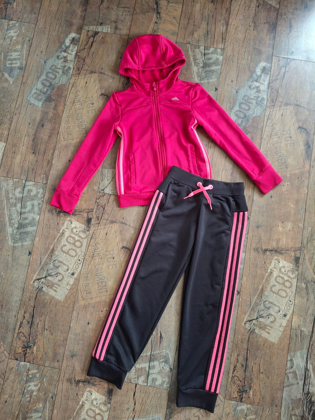Tepláková souprava Adidas