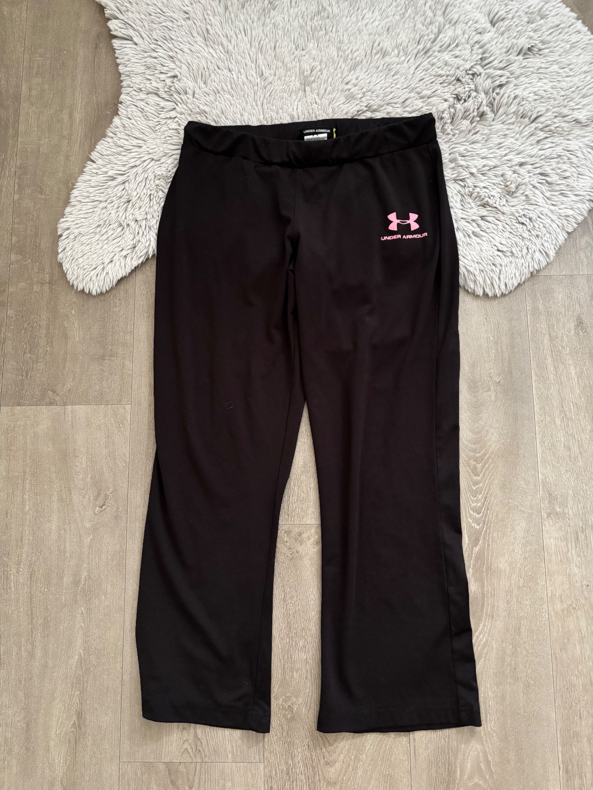 Sportovní pružné tepláky Under Armour